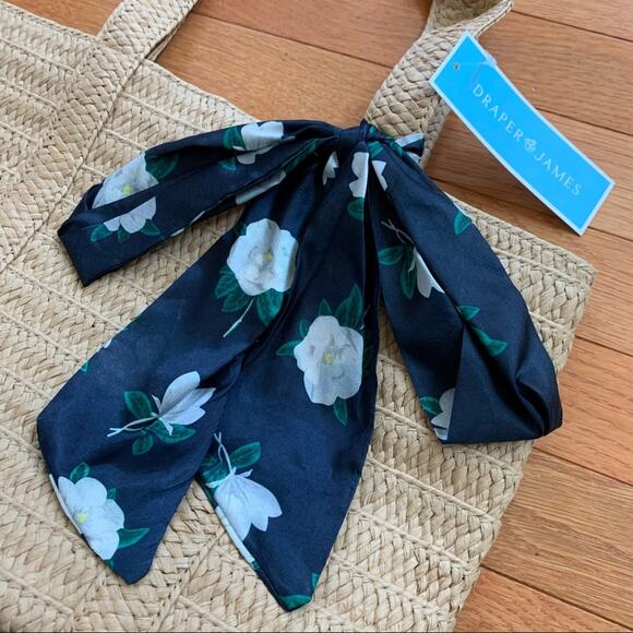 Draper James straw bag with floral scarf NWT - Picture 2 of 5